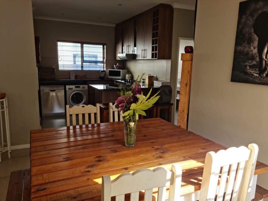 To Let 3 Bedroom Property for Rent in Parklands Western Cape
